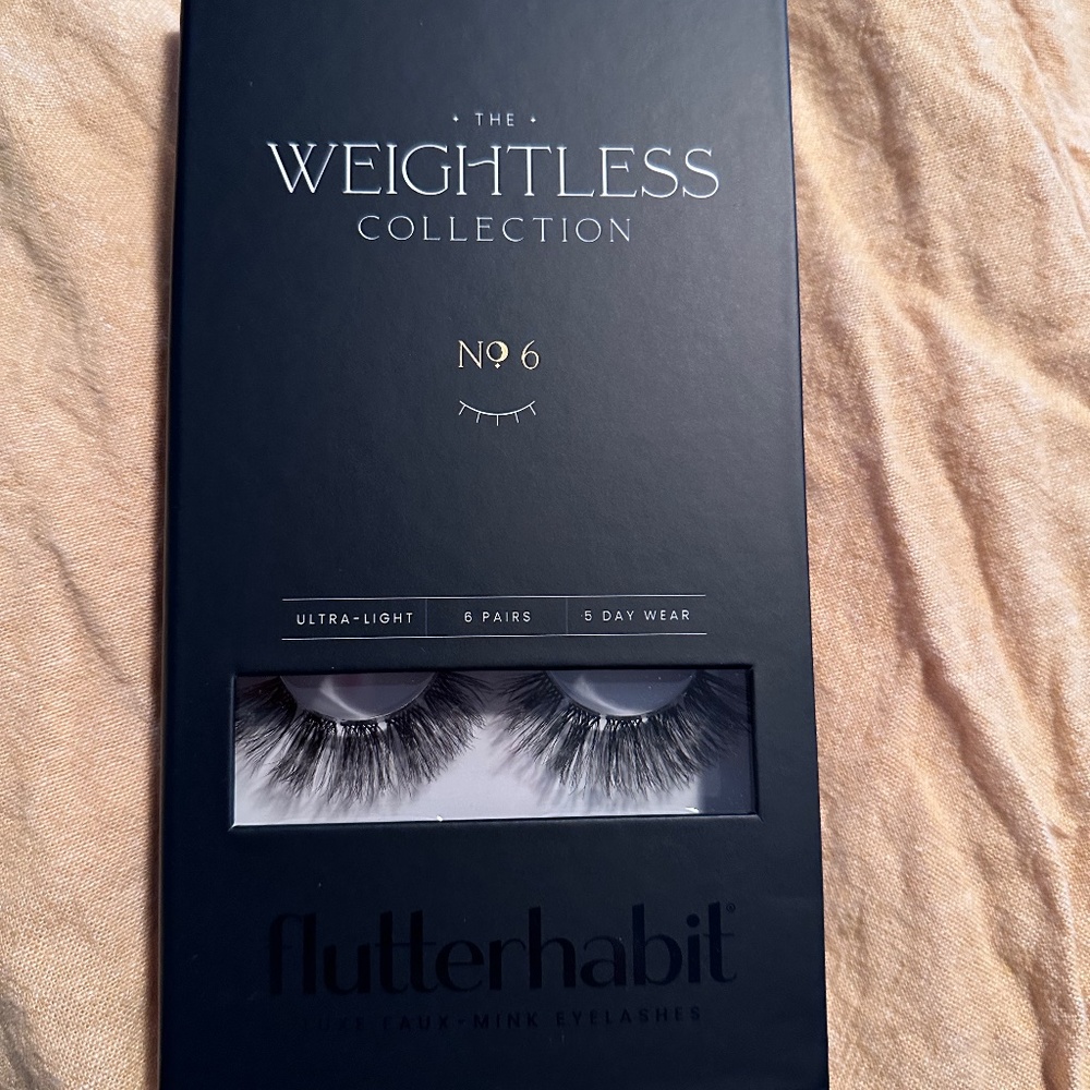 Flutterhabit weightless no. 6